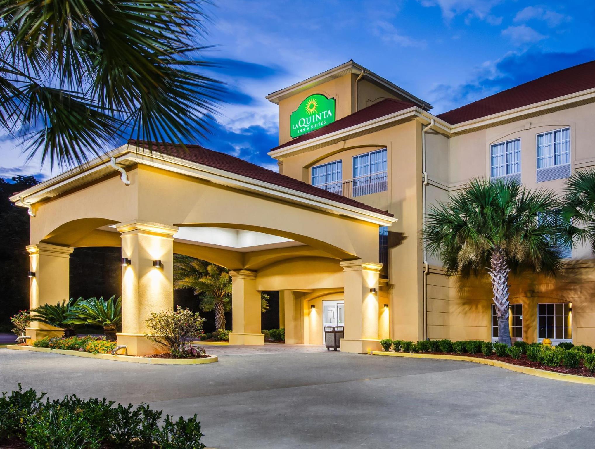 La Quinta By Wyndham Baton Rouge Denham Springs Hotel Exterior photo