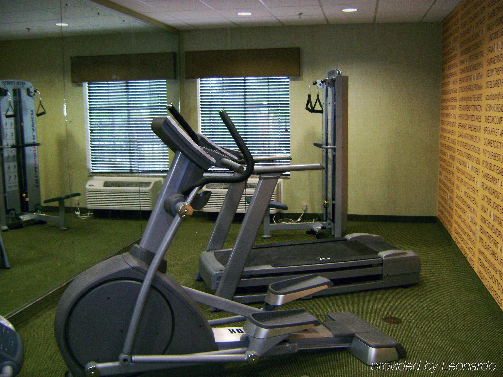 La Quinta By Wyndham Baton Rouge Denham Springs Hotel Facilities photo